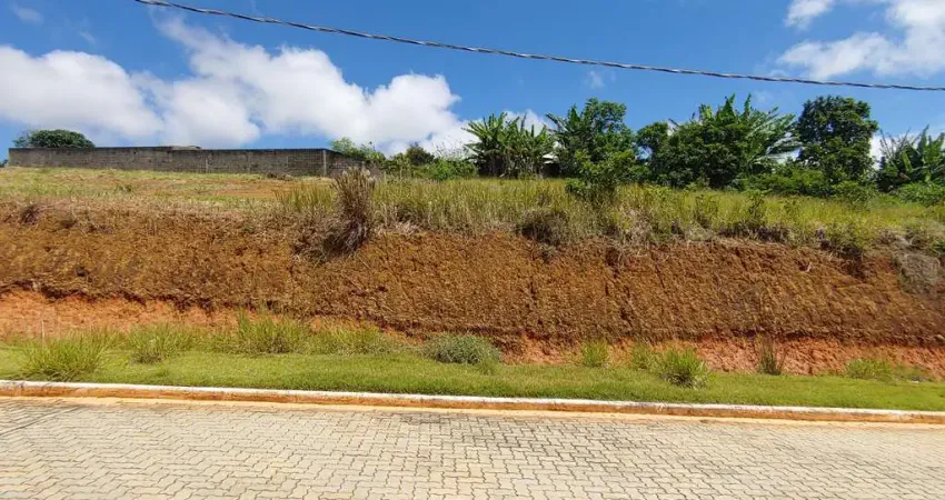 Terreno com linda vista em condomínio fechado no salvaterra para venda