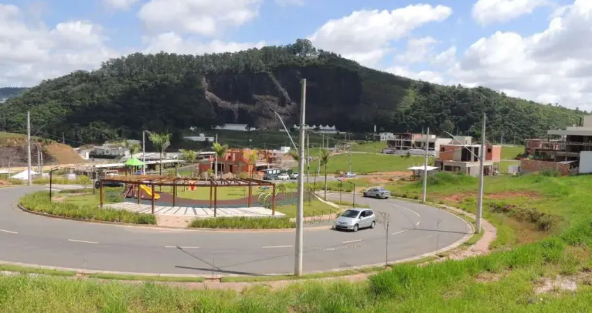 Terreno em condomínio fechado à venda na Rua Antares, 79, Salvaterra, Juiz de Fora