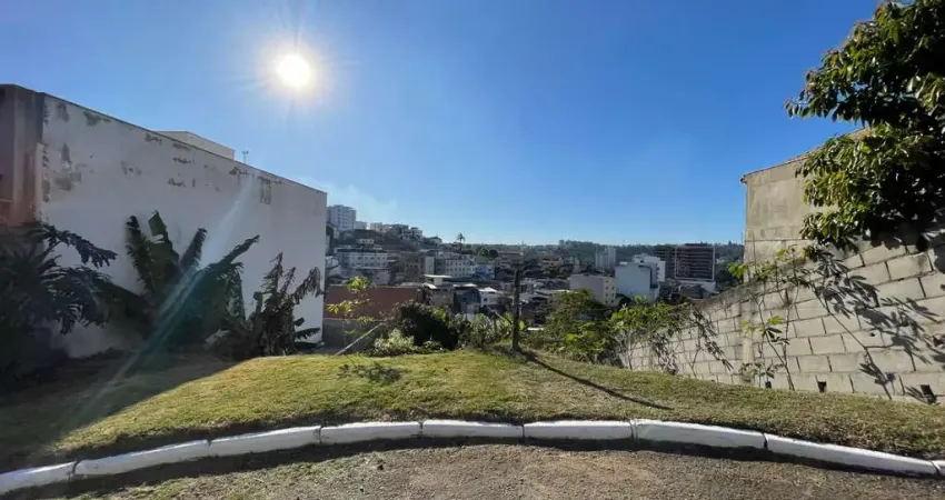 Terreno em condomínio fechado à venda na Rua Aristóteles Braga, 395, São Pedro, Juiz de Fora
