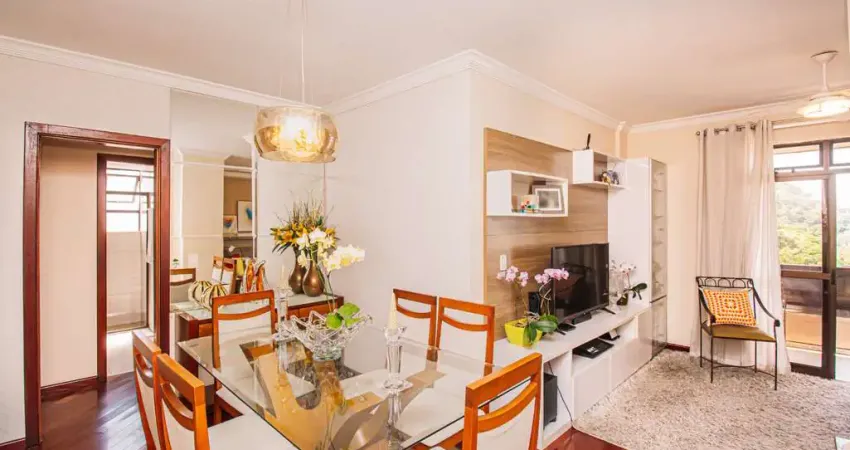 Uma cobertura clássica com vista livre e conforto para venda