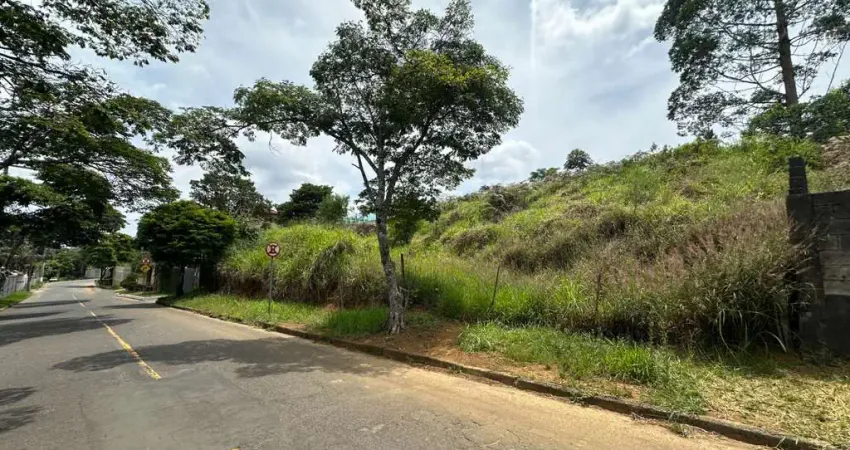 Terreno à venda na Rua Maceió, 14, Parque Jardim da Serra, Juiz de Fora