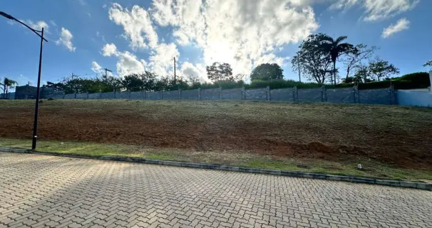 Terreno com mais de 397 m² em condomínio exclusivo para venda