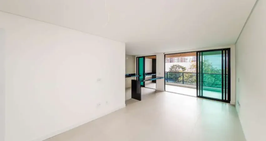 Pronto para morar no alto dos passos ao lado do hortifruti, disponível para venda