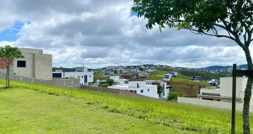 Terreno em leve declive e com vista livre no alphaville para venda