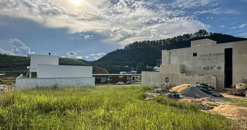 Terreno em condomínio fechado à venda na Rua Electra, 573, Salvaterra, Juiz de Fora