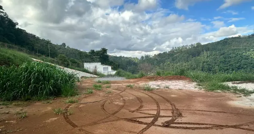Terreno com 1.522 m² com projeto pronto para construir para venda