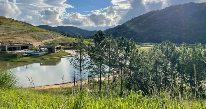 Terreno em condomínio fechado à venda na Rua Professor Virgílio Pereira da Silva, 2095, Vina Del Mar, Juiz de Fora