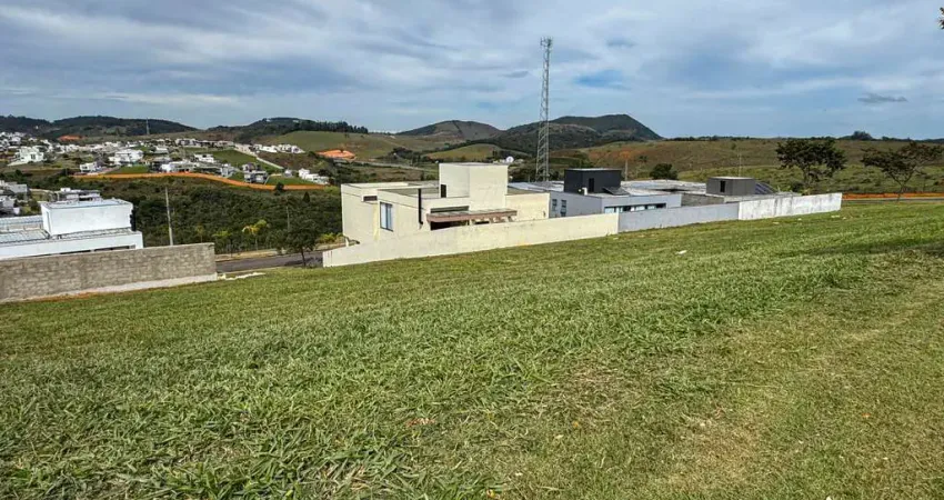 Terreno em condomínio fechado à venda na Rua Munhoz, São Pedro, Juiz de Fora