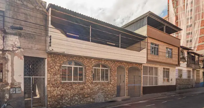 Casa com 4 quartos à venda na Rua Coronel Pacheco, 68, São Mateus, Juiz de Fora