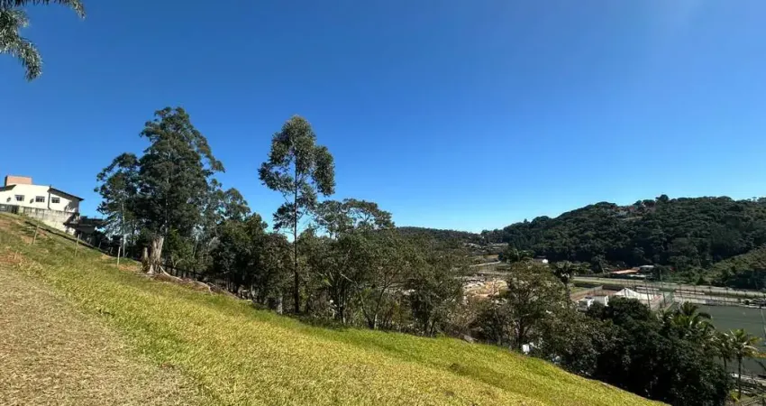Terreno em condomínio fechado à venda na Rua Leopoldina Pina, 6, Spina Ville II, Juiz de Fora