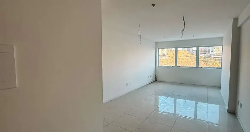 Sala comercial à venda na Rua Ataliba de Barros, 182, São Mateus, Juiz de Fora