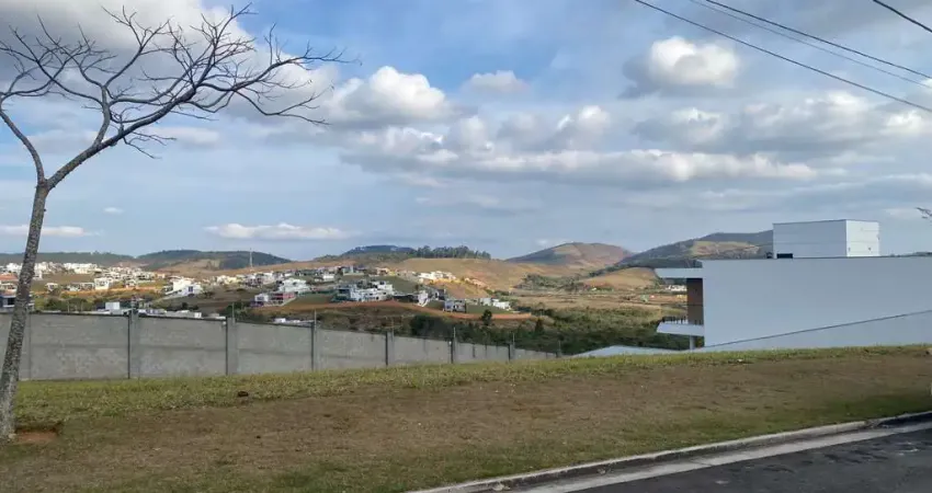 Terreno em condomínio fechado à venda na Rua Itanhandu, São Pedro, Juiz de Fora