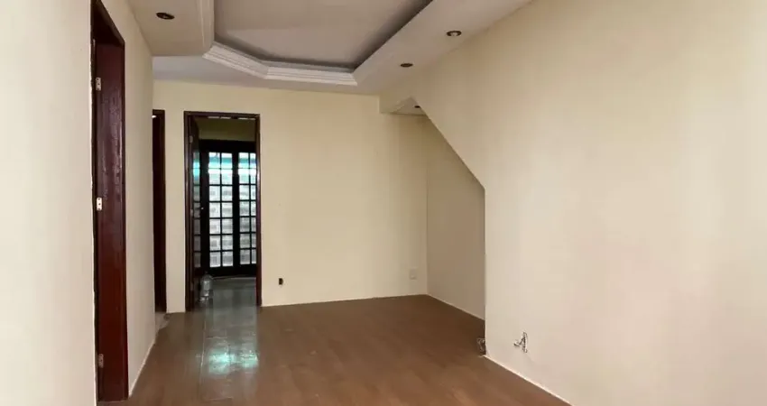 Apartamento com área externa e pertinho do centro para venda