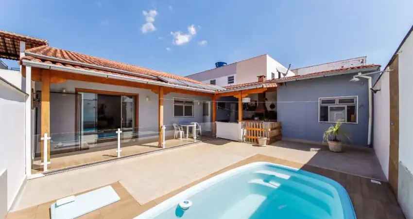 Casa com 4 quartos à venda na Avenida Engenheiro Valdir Pedro Monachesi, 462, Aeroporto, Juiz de Fora