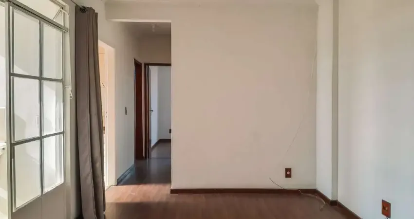 Apartamento com varanda e vaga no mariano procópio para locação