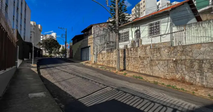 Terreno à venda na Rua Guacuí, 76, São Mateus, Juiz de Fora