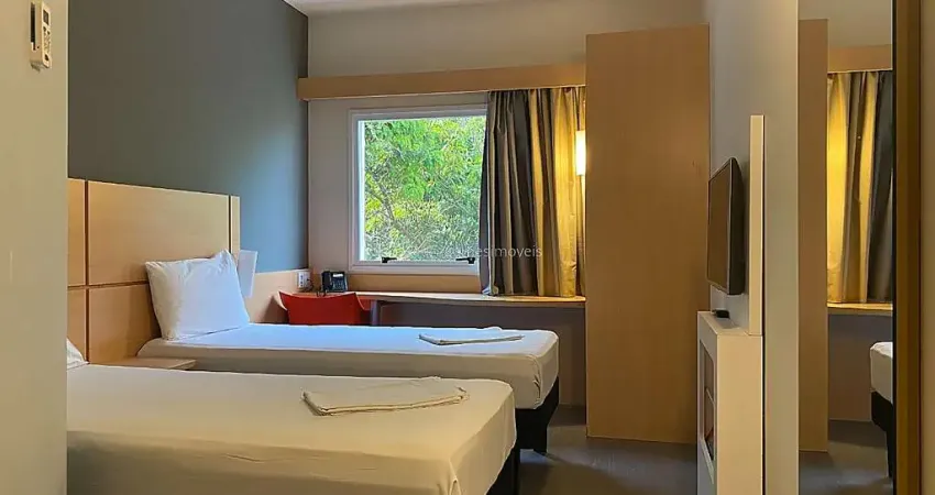 Casa comercial à venda na Avenida Deusdedith Salgado, 2200, Teixeiras, Juiz de Fora