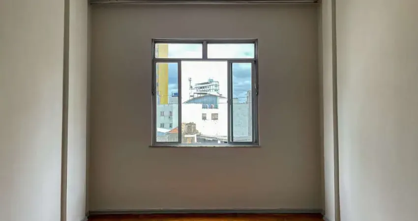 Apartamento com 2 quartos para alugar na Rua Barão de São João Nepomuceno, 173, Centro, Juiz de Fora