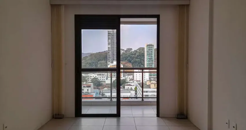 Apartamento quarto e sala com vaga e varanda no granbery para locação