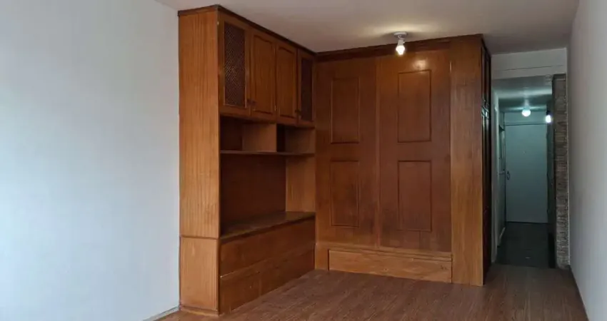 Quitinete prática e bem localizada no são mateus para locação