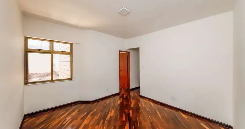 Quarto e sala com vaga na parte plana do São Mateus para venda e locação