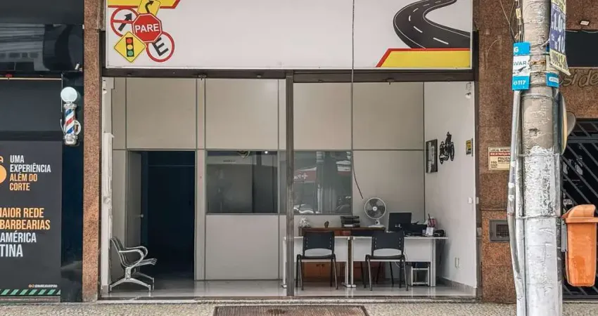 Loja com 226 m², pé direito duplo e frente ampla no São Mateus para venda