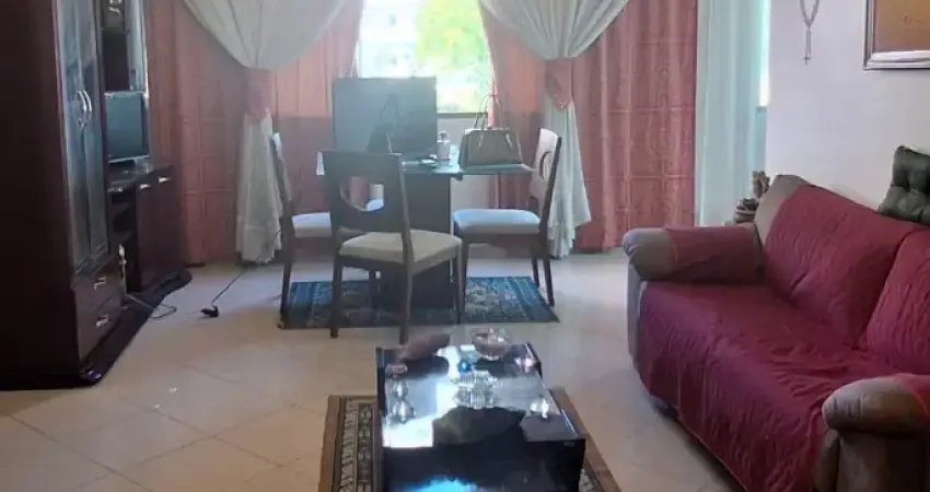 Jacarepaguá - pechincha , apartamento amplo de 3 quartos  tipo casa super exclusivo, com 94m² bem distribuídos,  primeiro andar, todas as janelas com vista para rua.  perfeito para quem busca espaço,