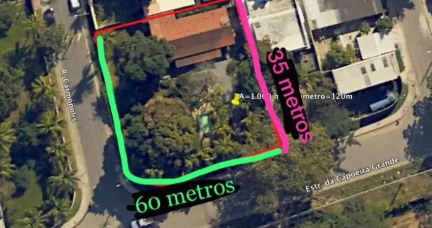 Terreno 875 m² plano de esquina duas frentes na estrada da capoeira grande a 2 km do futuro autódromo do rio de janeiro ( ao lado do parque guara ) ideal para incorporação  !