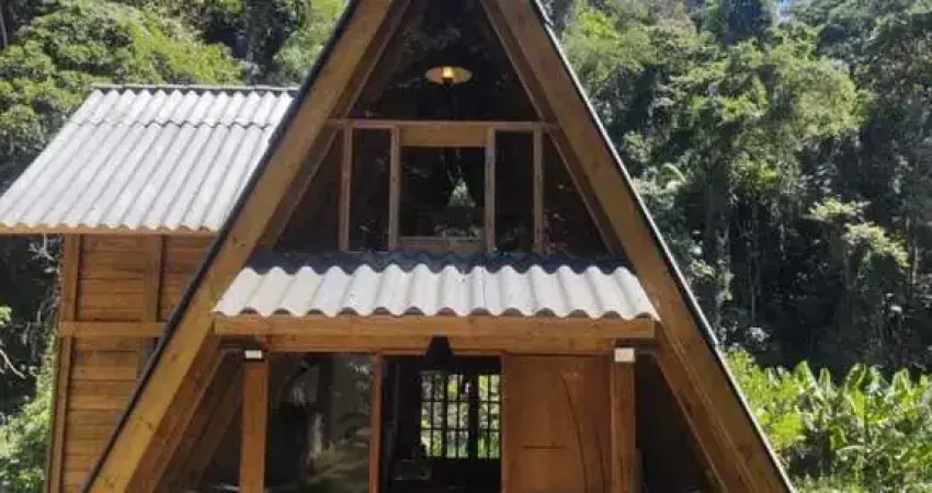 Casa para Locação em Teresópolis, Jardim Salaco, 1 dormitório, 1 banheiro, 1 vaga