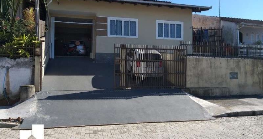 Casa com 3 quartos à venda no Itaum, Joinville 