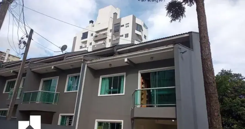 Casa em condomínio fechado com 3 quartos para alugar no Carioca, São José dos Pinhais 