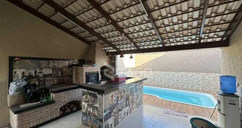 Casa com 3 quartos sendo um suite à venda, 220 m² de área construída, por r$ 690.000 - parque das laranjeiras - uberaba/mg