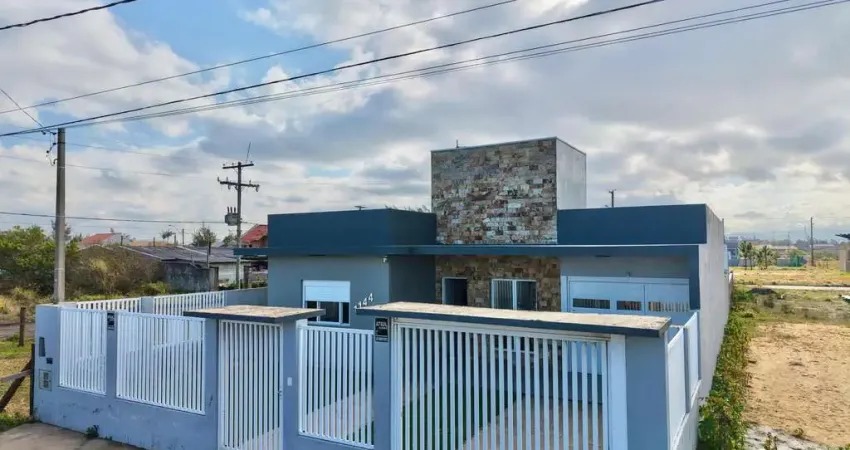 Casa com 3 quartos à venda na Rua Paqueta, 1144, Atlântida Sul (Distrito), Osório