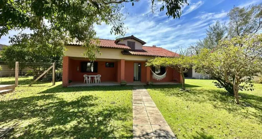 Casa com 3 quartos à venda na Rua Independência, 404, Guarani, Capão da Canoa