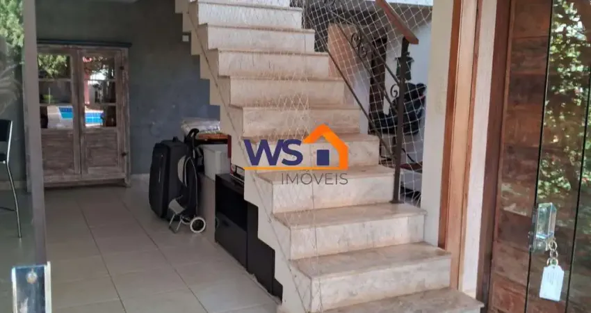 Casa com 3 quartos para alugar na Santa Amélia, Belo Horizonte 