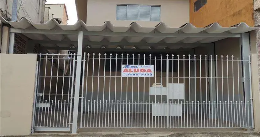 Casa com 3 quartos para alugar na Rua Guapirama, Parque Císper, São Paulo