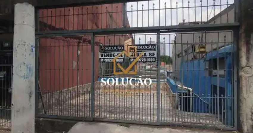 Casa com 2 quartos para alugar na Avenida Alziro Zarur, 263, Parque Savoy City, São Paulo