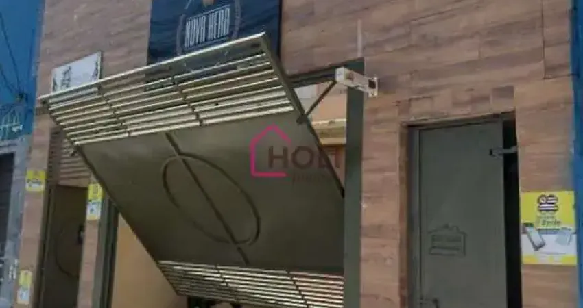 Galpão Comercial para Venda ou Locação no Tatuapé, São Paulo-SP: 1 Sala, 2 Banheiros, 2 Vagas, 300m² de Área.