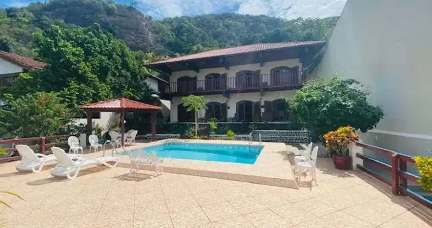 Casa á venda condomínio barrinha- 4 quartos com 2 suítes- 493m²