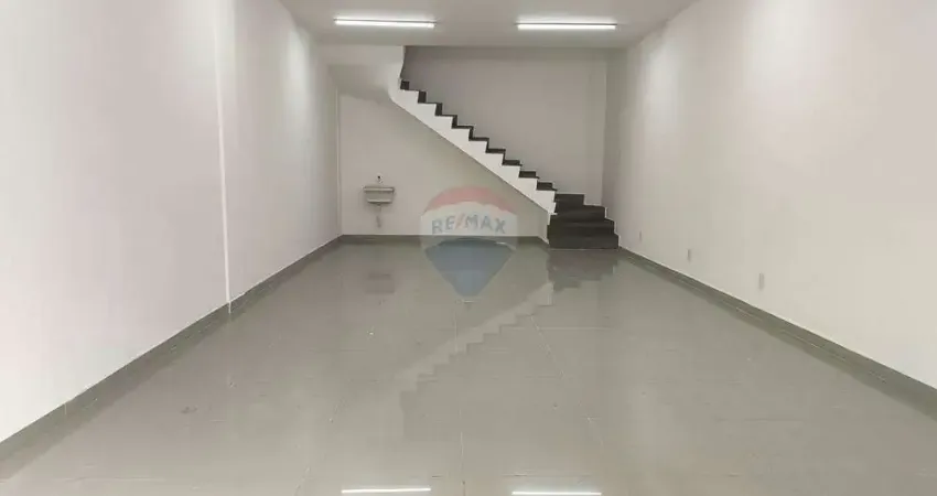 Alugo loja com sobreloja na av. itamar franco - centro - juiz de fora/mg