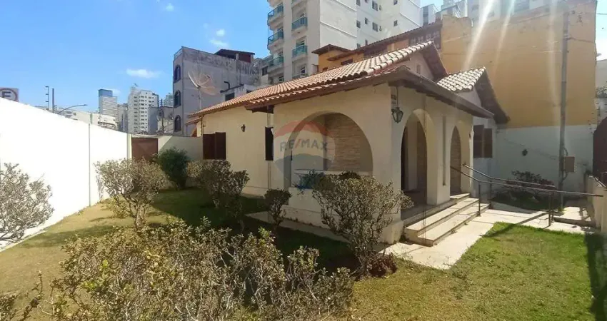 Casa com 3 quartos para alugar na AntônioPassarela, 109, São Mateus, Juiz de Fora
