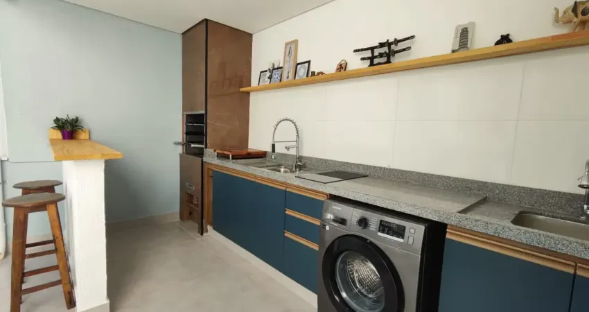 Lindo sobrado totalmente reformado e mobiliado na região do tatuapé, próximo ao metrô