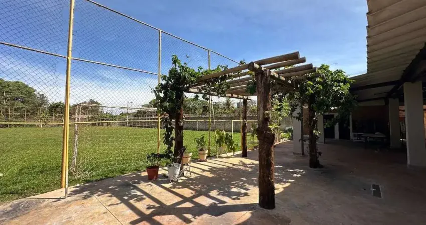 Chácara localizada no bairro recreio do pedregal, em sertãozinho/sp.