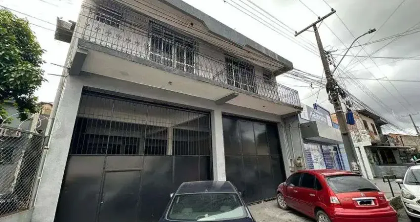 Imóvel de 2 pavimentos com 336m² - térreo com grande ponto comercial - centro - ananindeua