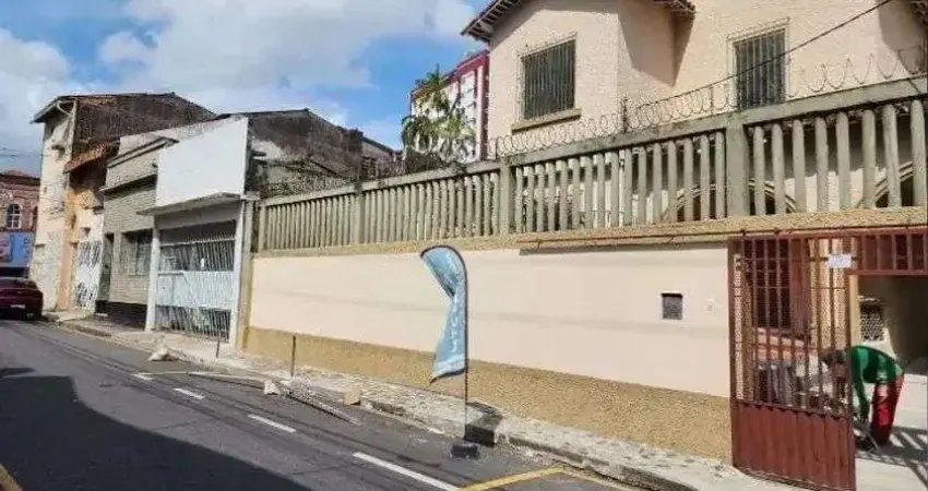 Casa com 5 quartos para alugar na Rua Veiga Cabral, Campina, Belém