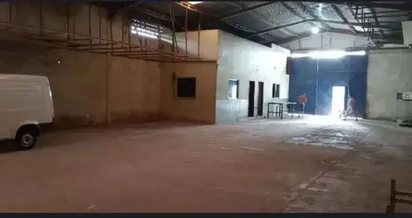 Galpão em ananindeua! 1.100 m² com 2 banheiros, 2 salas e 6 vagas