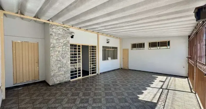 Casa com 5 quartos à venda na Rua 2, 12, Vila São Francisco, Goiânia