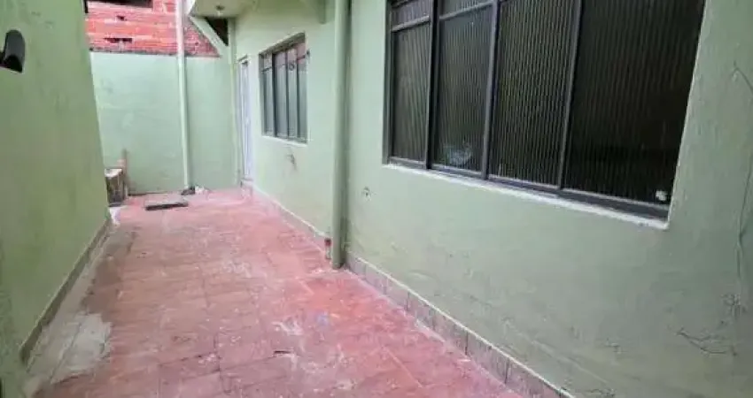 Casa com 1 quarto para alugar no Jardim D'Abril, São Paulo 