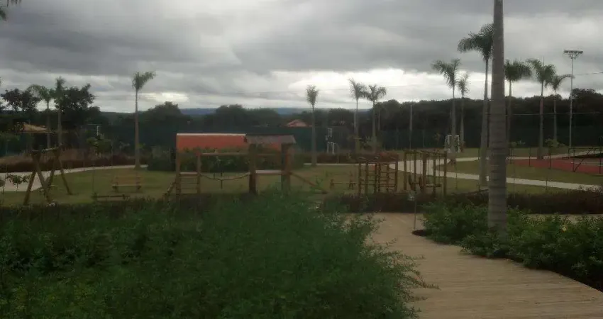 Terreno à venda no Centro, Pardinho 