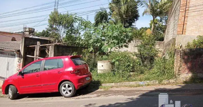 Terreno à venda no Parque Santa Adélia, Itapecerica da Serra